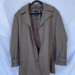 London Fog Coat Size small, quilted inside very nice